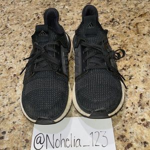 Adidas UltraBoost 19